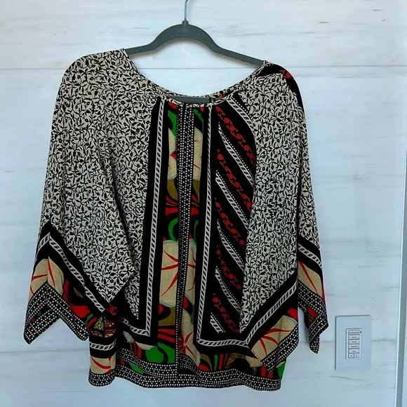 Etro silk top.. 100 percent silk. Great condition - Picture 1 of 5